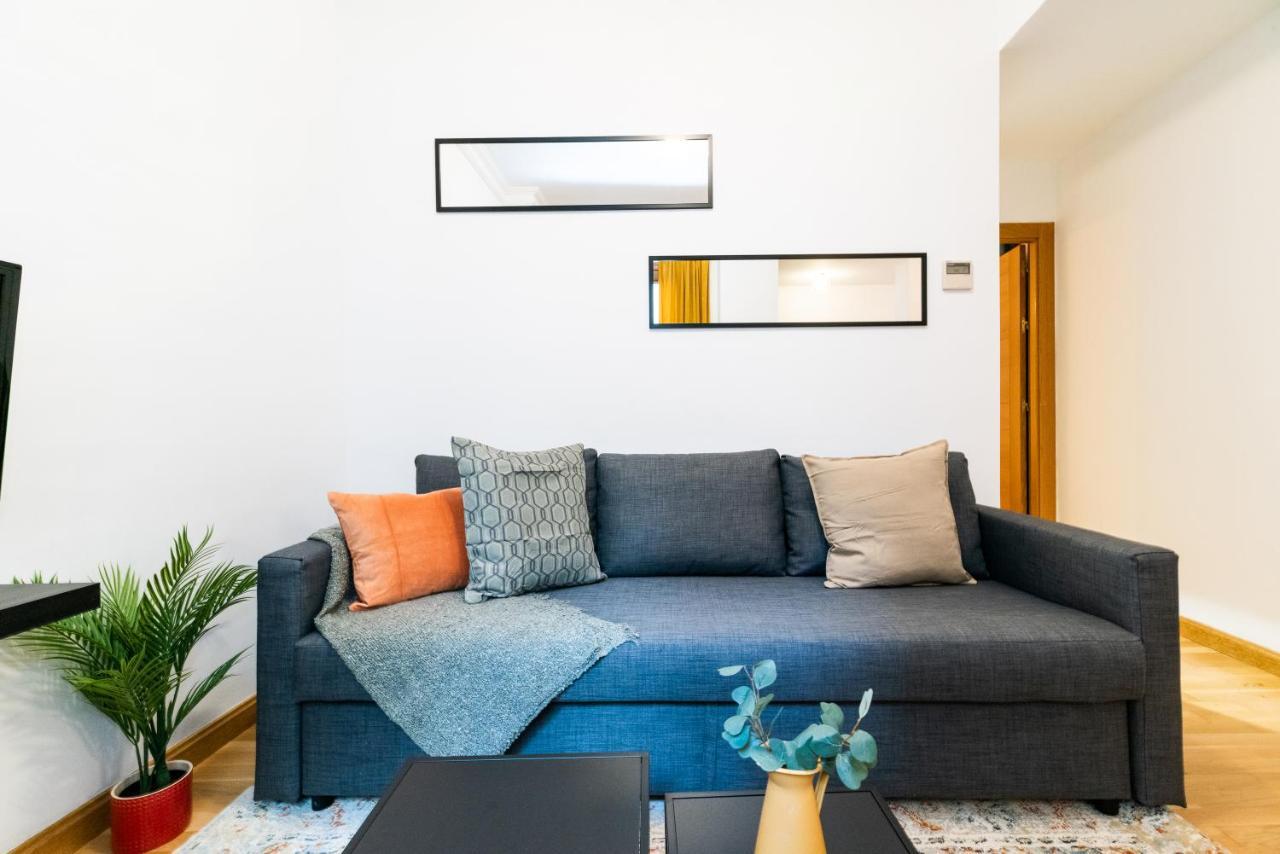 Piso Junto A Mercado De San Agustin Y Catedral En Granada Ngoại thất bức ảnh