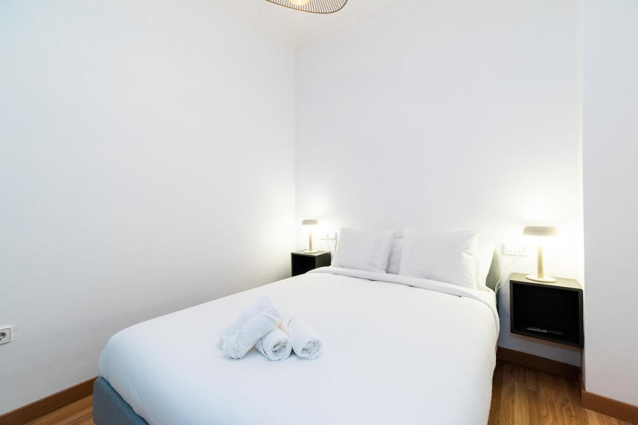 Piso Junto A Mercado De San Agustin Y Catedral En Granada Ngoại thất bức ảnh