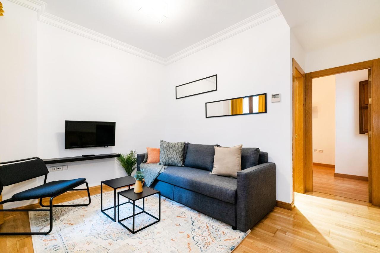 Piso Junto A Mercado De San Agustin Y Catedral En Granada Ngoại thất bức ảnh